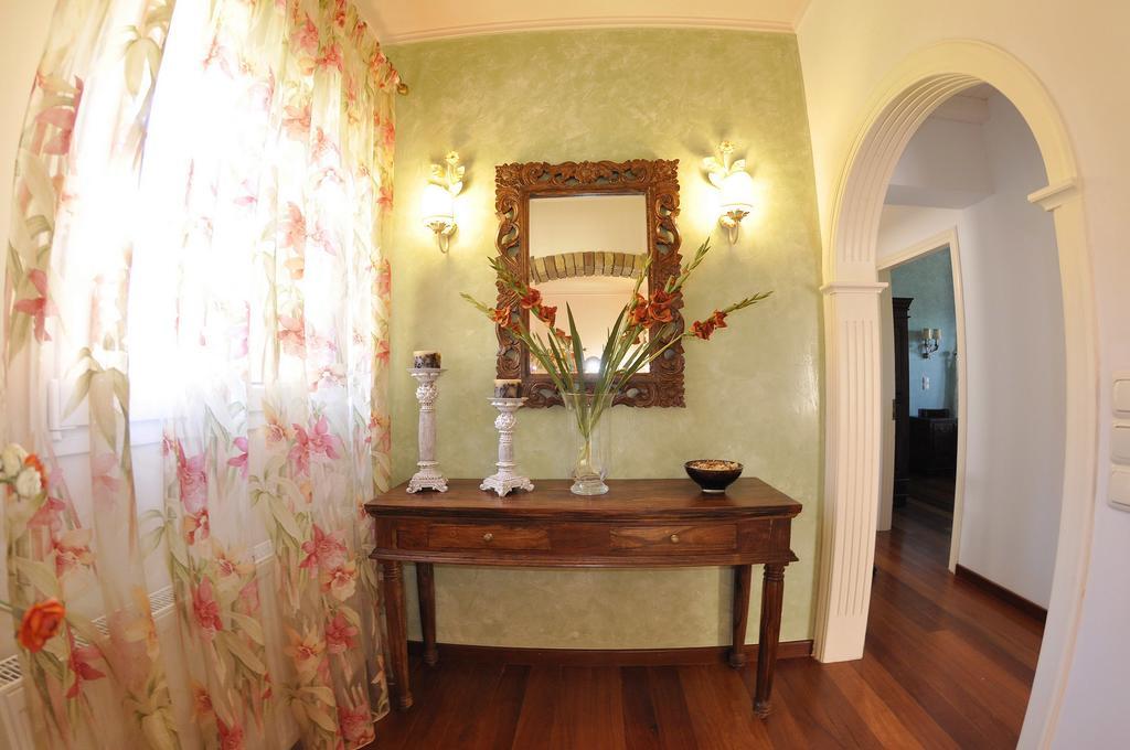 Villa Romantica Perama  Zimmer foto
