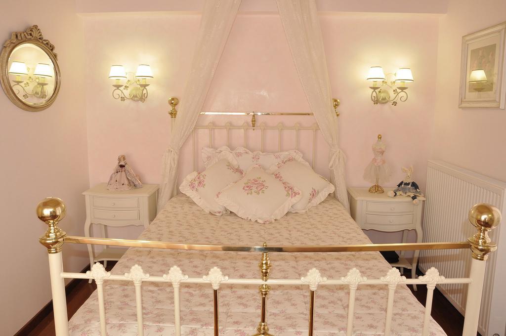 Villa Romantica Perama  Zimmer foto