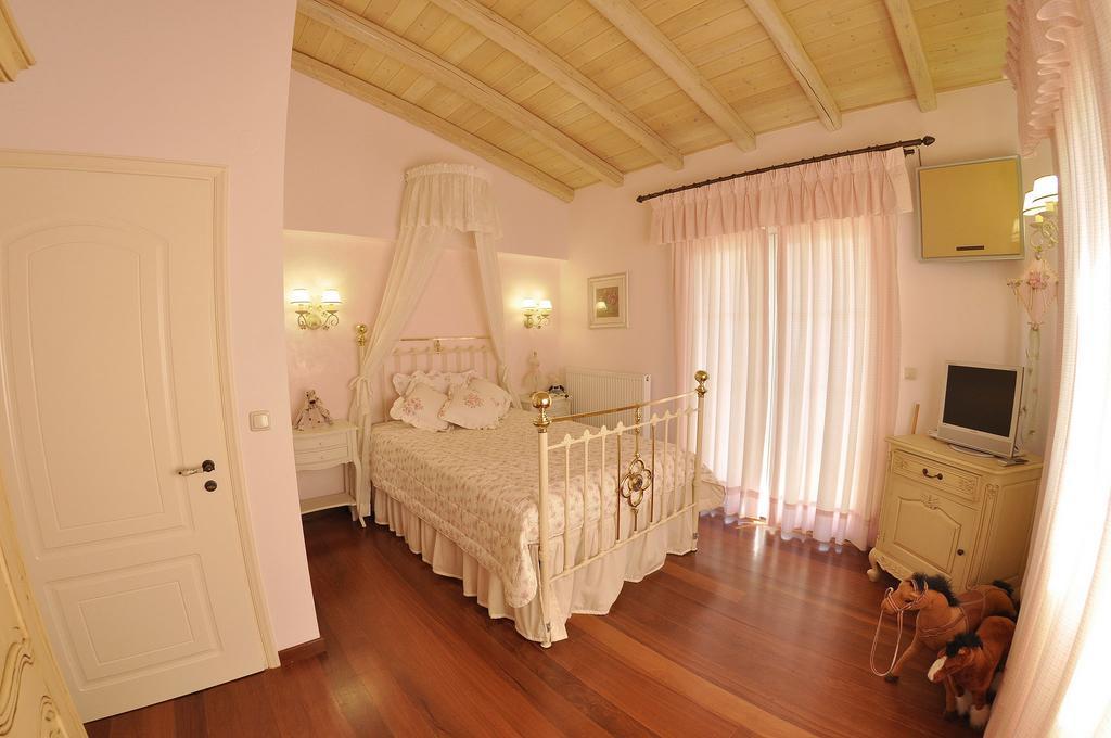 Villa Romantica Perama  Zimmer foto