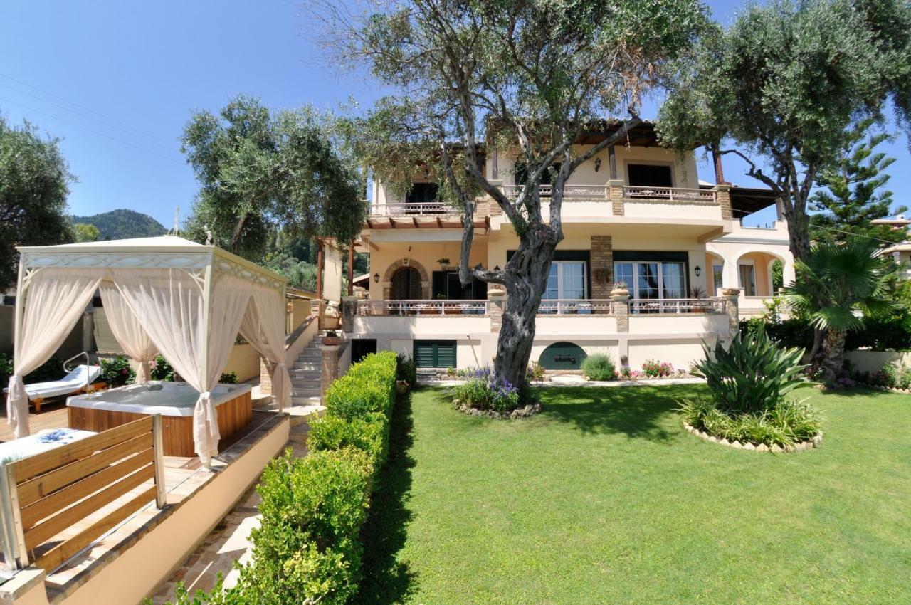 Villa Romantica Perama  Exterior foto